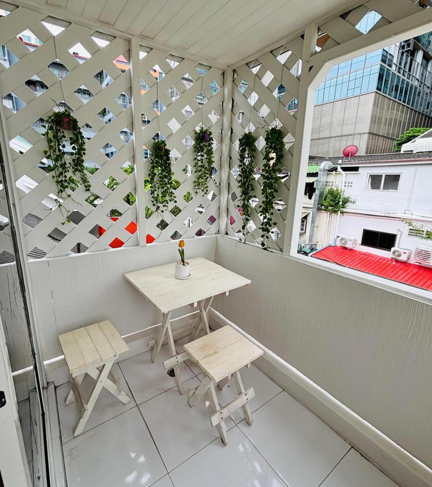 Reehouse@Soi Cowboy/Asoke Bts Hotell Bangkok Eksteriør bilde