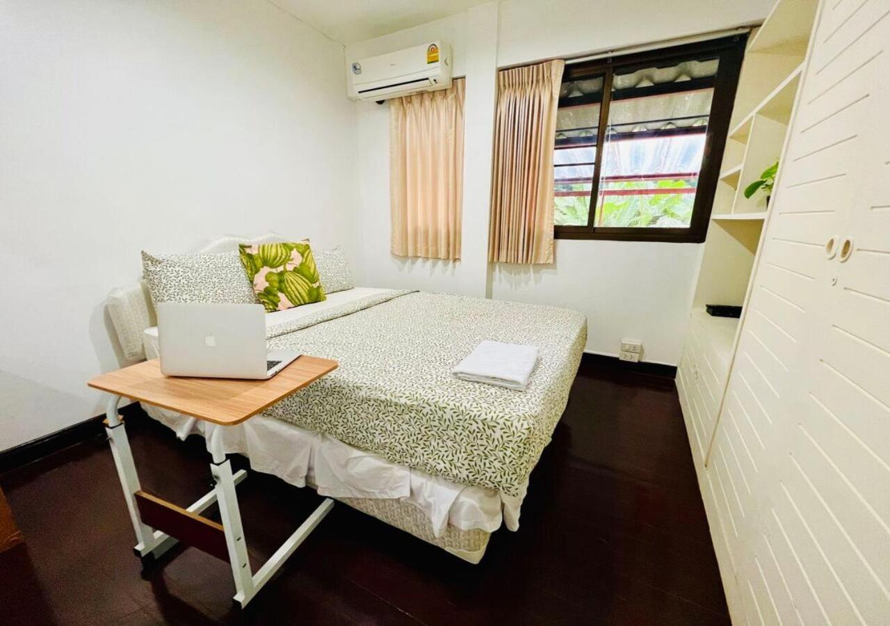Reehouse@Soi Cowboy/Asoke Bts Hotell Bangkok Eksteriør bilde