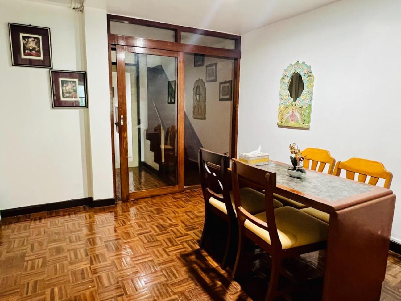 Reehouse@Soi Cowboy/Asoke Bts Hotell Bangkok Eksteriør bilde